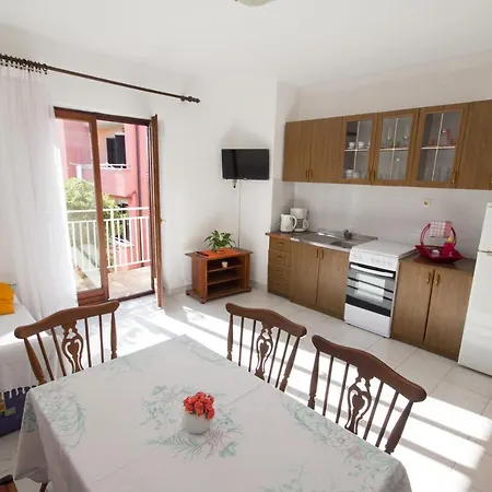 Maria Guest house