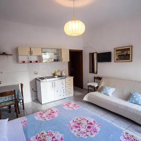 Guest house Maria *